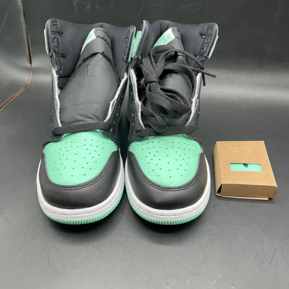 Air Jordan 1 Retro High OG Size 6Y White/Black-Green Glow FD1437 130 NWOB